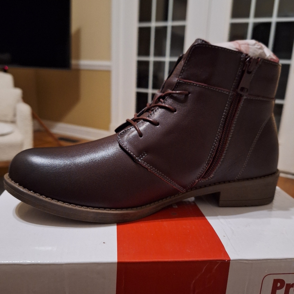 Propet Tatum Lace Up Boots